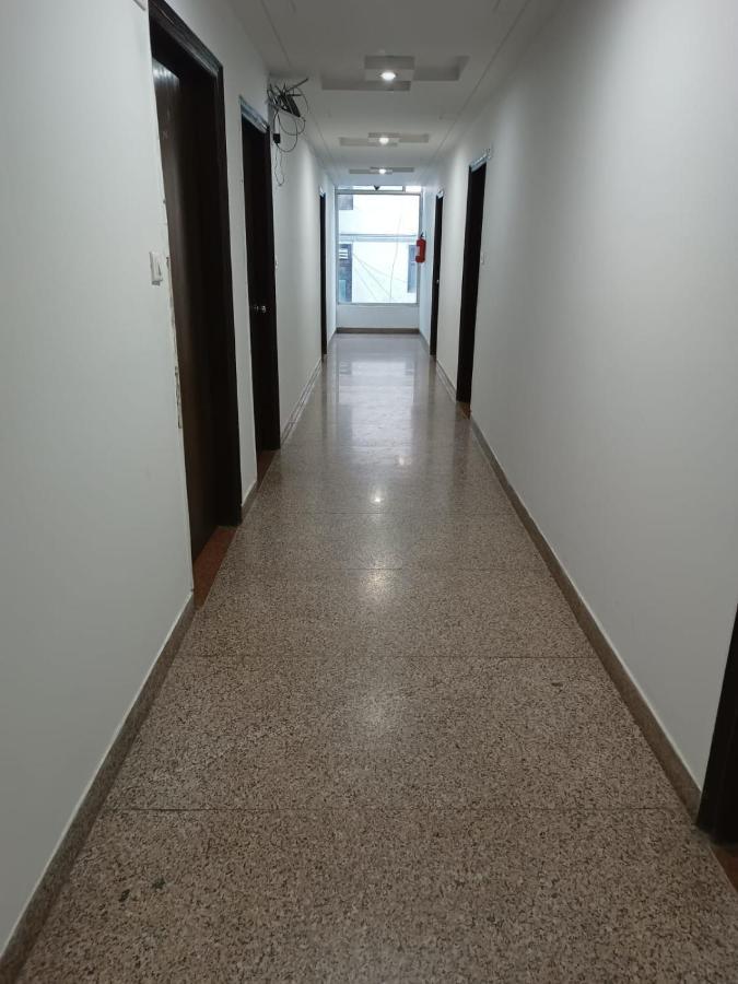 Hotel Airport Aditya Inn 뉴델리 외부 사진