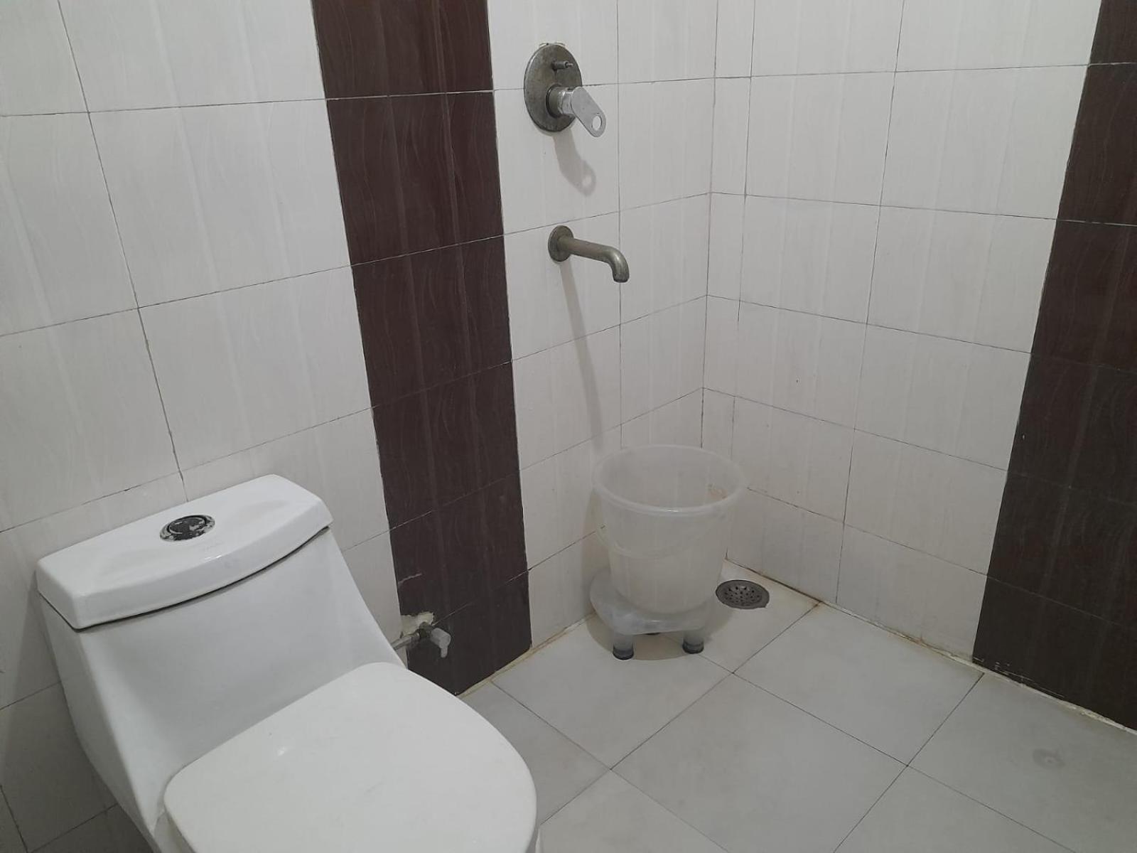 Hotel Airport Aditya Inn 뉴델리 외부 사진