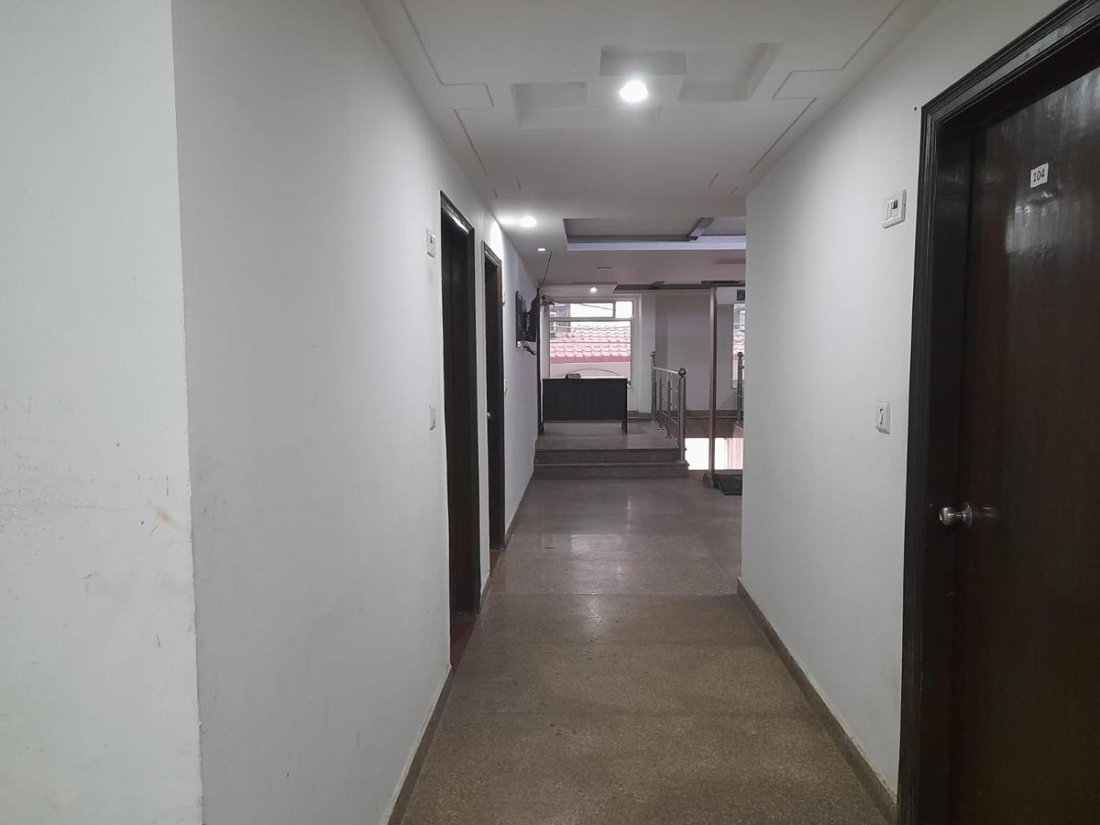 Hotel Airport Aditya Inn 뉴델리 외부 사진