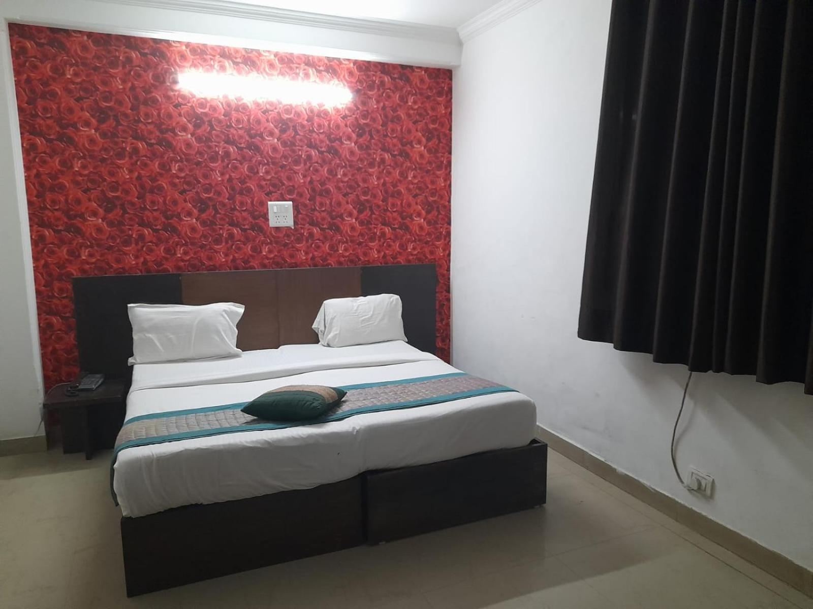 Hotel Airport Aditya Inn 뉴델리 외부 사진